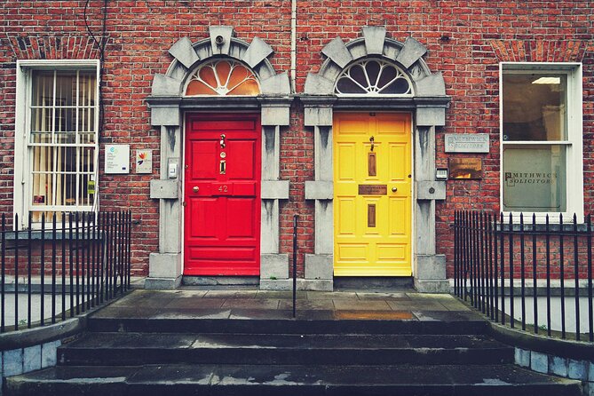 Dublin Walking Tour with Audioguide on Your Smartphone - Temple Bar gives the route its loudest moment