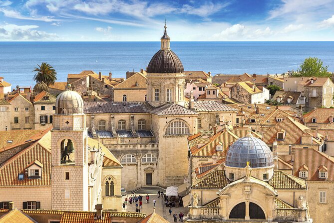 Dubrovnik Old Town Walking Tour with Audioguide - What the audio guide does well