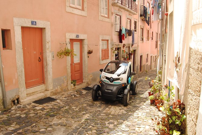 Eco Car Twizy Tour - Lisbon Downtown and Belém with GPS Audio Guide - Starting on Rua da Madalena in central Lisbon