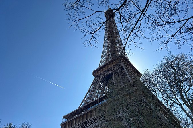 Eiffel Tower 2nd Floor Ticket with Audioguide and Optional Summit - Using the audioguide without a separate device