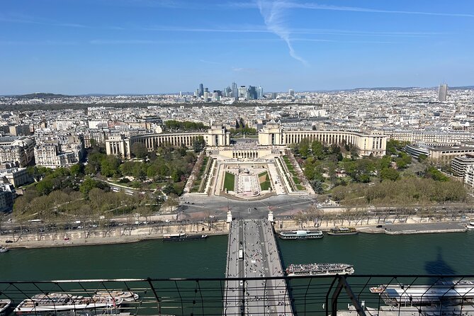 Eiffel Tower 2nd Floor Ticket with Audioguide and Optional Summit - What the friendly host service adds