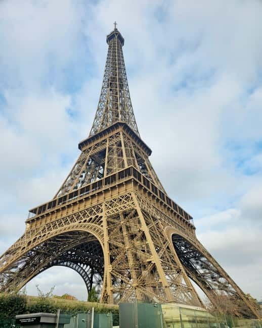 Eiffel Tower Entry: Summit or 2nd Floor with Audioguide - Key points to know before booking