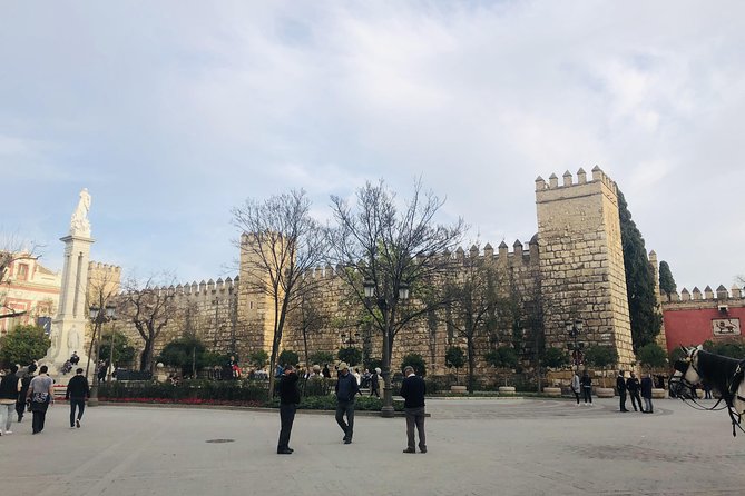 Essential Seville's Ancient History: An Audio Tour - Plaza del Triunfo and three major landmarks