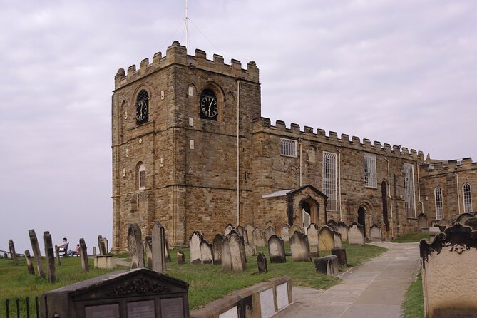 Essential Whitby: Discover the town’s legends on a self-guided audio tour - Starting beside the Captain Cook Memorial Statue