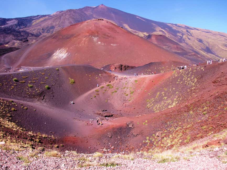 Etna by Panoramic Bus, Audioguide 9 languages, from Catania - Nicolosi in 10 minutes