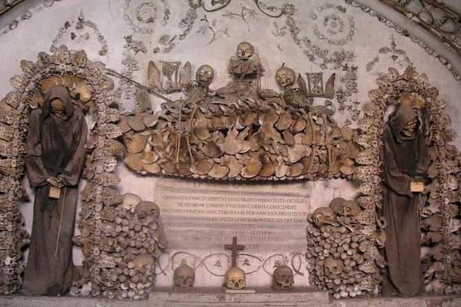 Exclusive Capuchin Crypts Tour: Audio, Small Group or Private - Why the Capuchin Crypts Feel Unlike Other Roman Churches