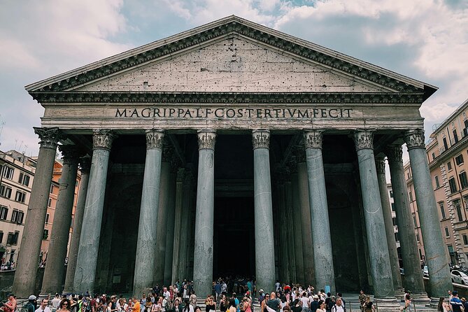 Experience: The Pantheon Audio Tour - Raphael’s tomb and the building’s later life