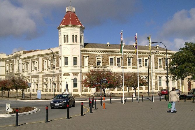 Explore Amazing Adelaide: Self-Guided Audio Tour - Rundle Mall gives you a quick start in central Adelaide
