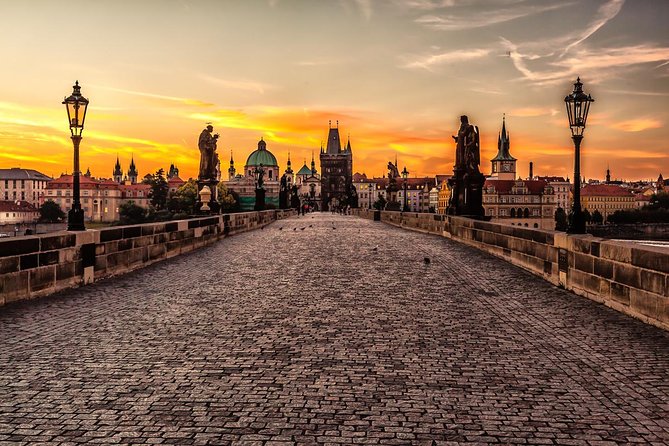 Explore Marvellous Prague: Self-Guided Audio Tour - Prague Castle Gives You a Grand Start