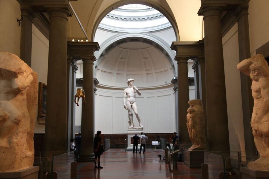 Florence: Accademia Gallery Skip-the-Line with Audio Guide - Entering the Accademia and finding David