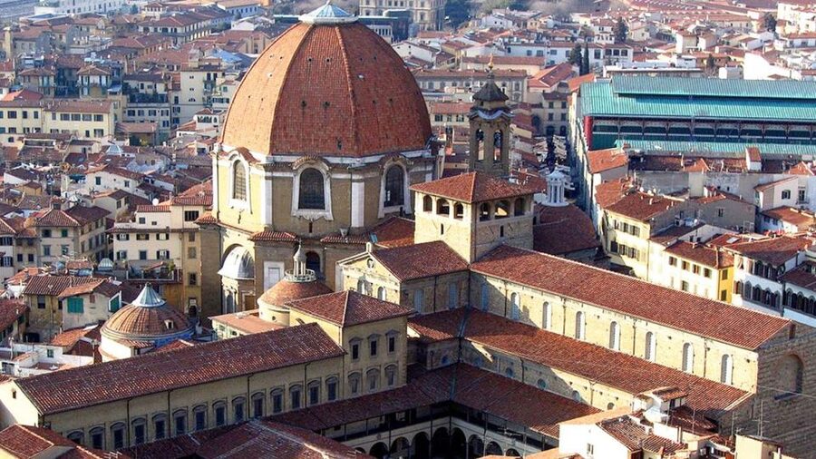 Florence Audioguide - TravelMate app for your smartphone - Churches that reward a slower visit