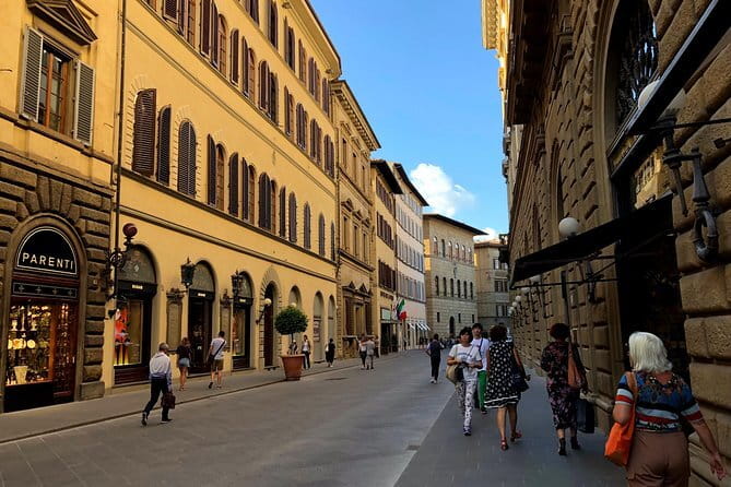 Florence: Best Of - with Tour Leader & Multilingual Audio Guide - Santa Croce, the Bargello, and Florence’s artists