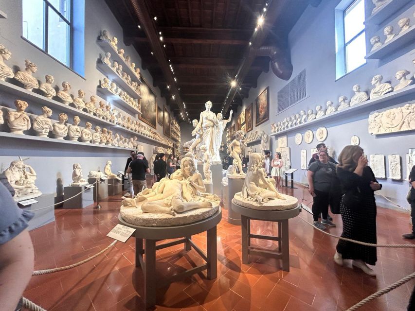 Florence: David's Accademia timed Ticket with Audio APP - Medieval paintings and Renaissance galleries