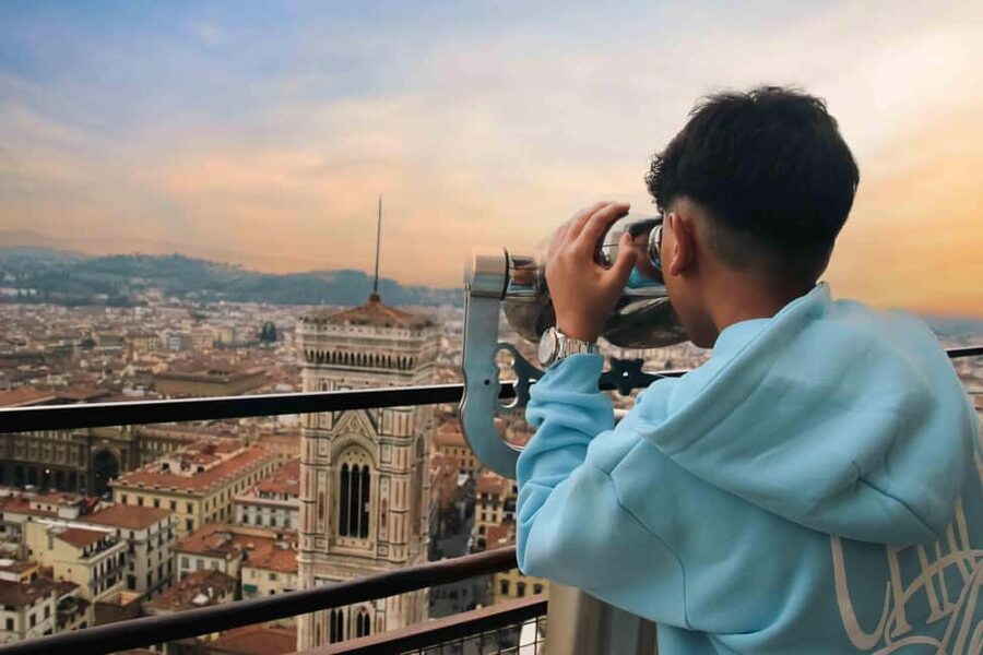Florence: Dome Climb Entry Ticket with Digital Audio Guide - Using the digital audio guide