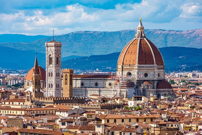Florence Duomo Cathedral with Host & Audio Guide (Interior Only) - Entry timing, church services, and the real queue situation
