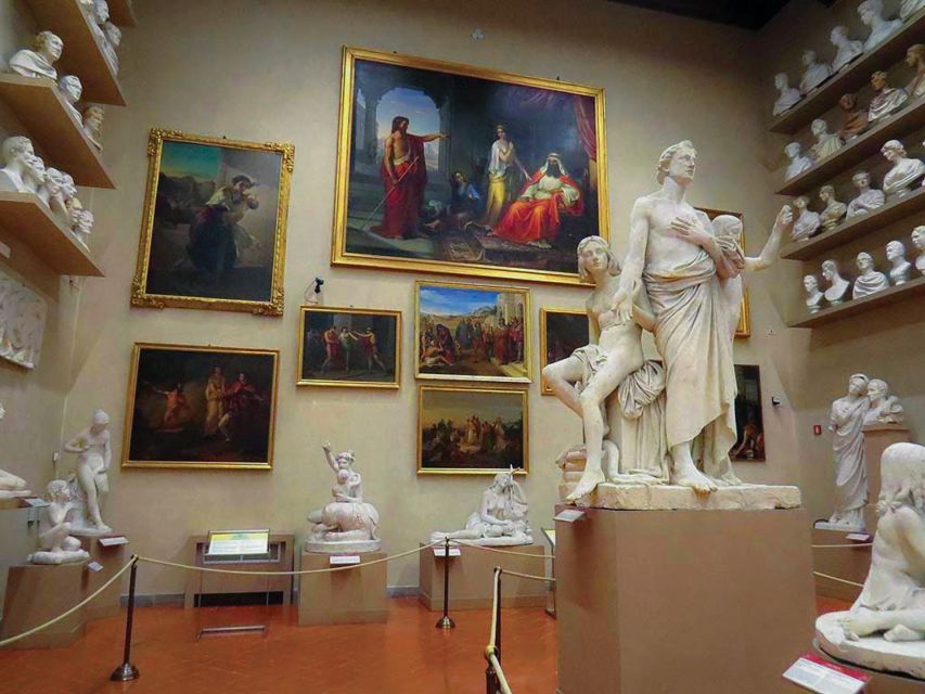 Florence: Michelangelo's David Priority Ticket & Audio App - Meeting the host at Via Ricasoli 57