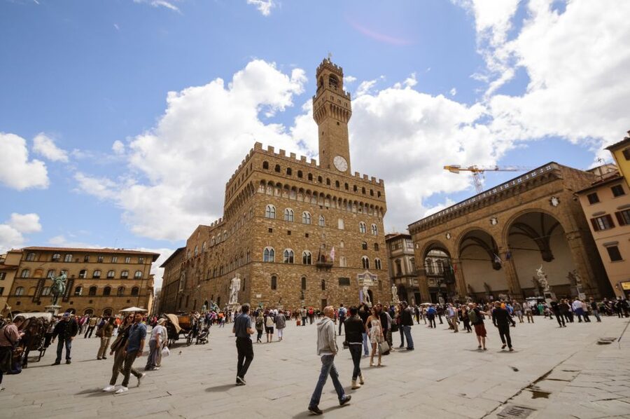 Florence: Palazzo Vecchio Entrance Ticket & Audioguide - Getting inside from Piazza della Signoria
