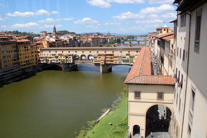 Florence: The curious Oltrarno, Self-Guided Audio tour - Ponte Vecchio: the natural gateway to the south bank