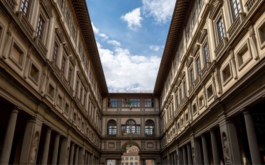 Florence: Uffizi Entry Ticket & Audio Guided Tour with Host - Who should book this Uffizi experience?