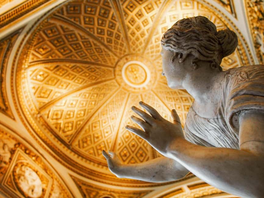Florence: Uffizi Gallery Reserved Entry Ticket & Audioguide - Following the Uffizi route across two floors