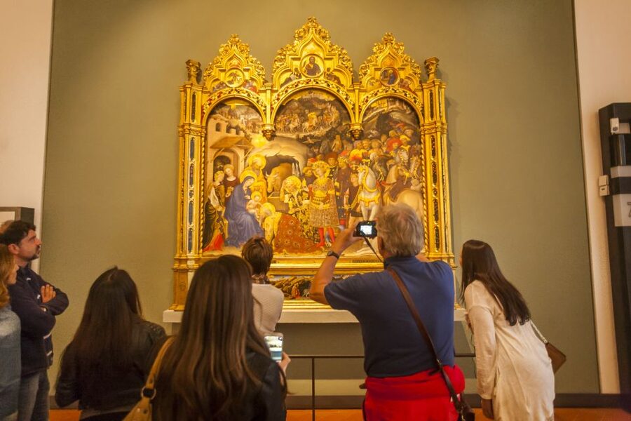 Florence: Uffizi Gallery Tickets with Optional Audio Guide - Practical rules inside the gallery