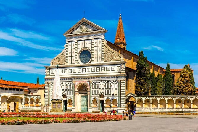 Florence Walking Tour with Audioguide on Your Smartphone - Piazza della Repubblica and Palazzo Strozzi