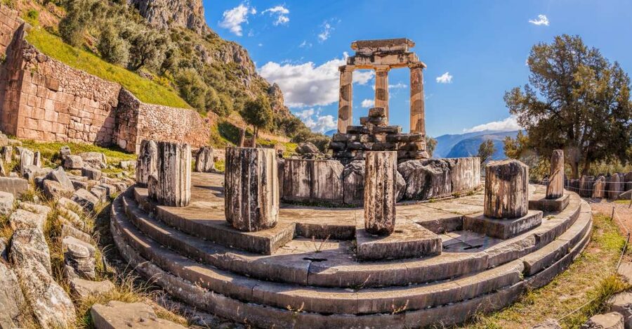 From Athens: Delphi Full Day V.R. Audio Guided Tour - Key points to know before booking