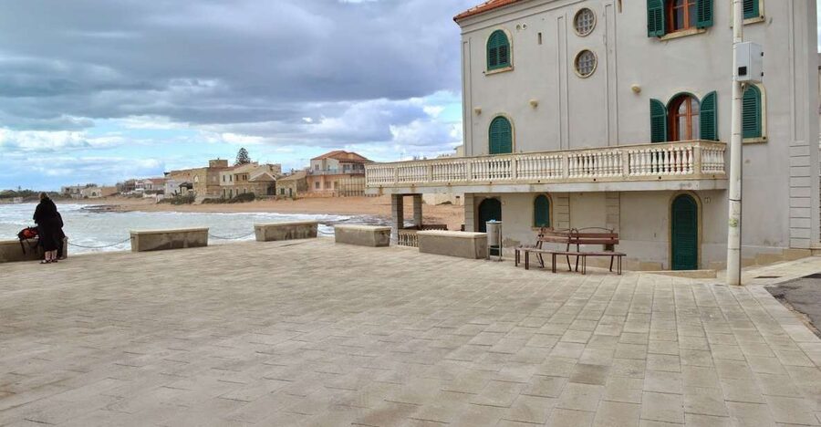 From Catania: Inspector Montalbano Day Tour with Audio Guide - Why this Montalbano route works from Catania