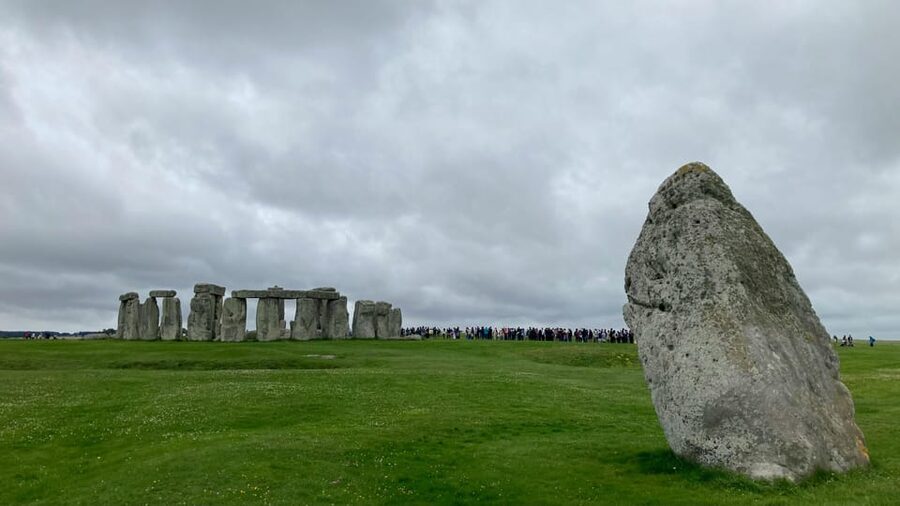 From London: Stonehenge Day Trip with Audioguide - The 1.5-hour coach ride from London