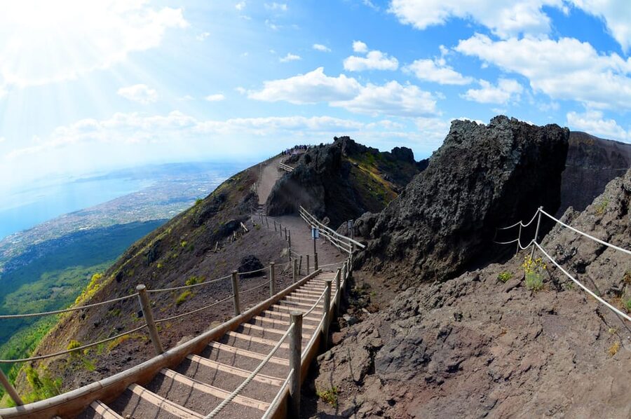 From Naples_ Vesuvius easy transfer+tickets and audioguide - From Naples to the foot of Vesuvius