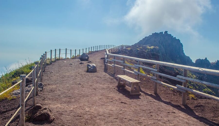 From Naples_ Vesuvius easy transfer+tickets and audioguide - What happens if Vesuvius closes?