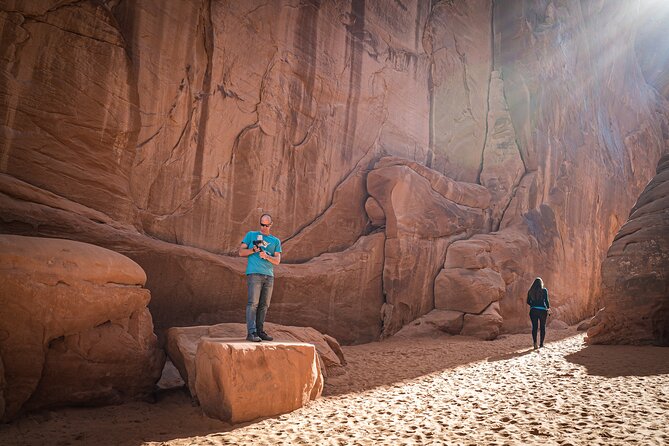 Full-Day Audio Driving Tour of Arches National Park - The Windows Road and Garden of Eden