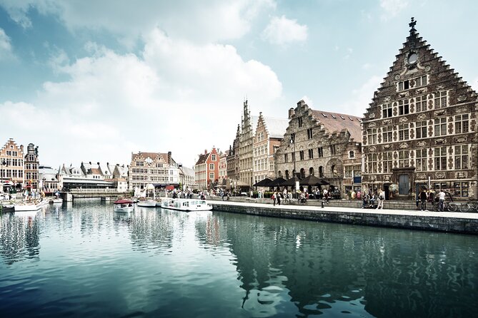 Ghent: City Walk with Audio Guide in 7 Languages on your Phone - How the audio and GPS system work