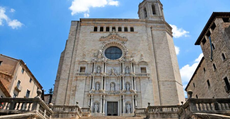 Girona: Self-guided Audio City Tour on Your Phone - The air-raid shelter brings Girona’s wartime story close