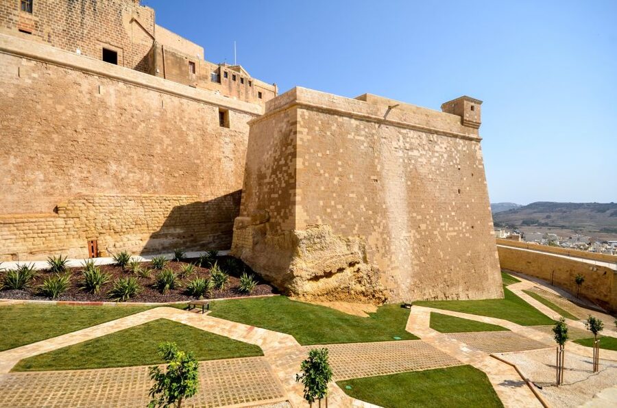 Gozo Day Pass Ferry and Hop-on Hop-off buses with audio Tour - How to use the seven hours without rushing yourself silly