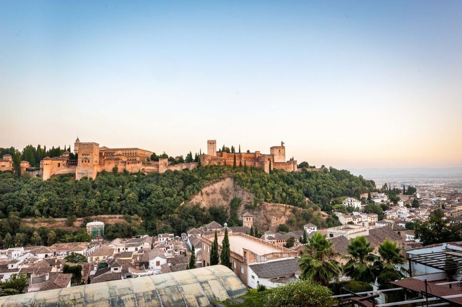Granada: Alhambra Entry Ticket with Audio Guide - Picking up tickets at Granavisión Welcome Visitor Centre
