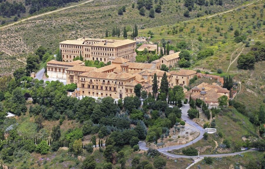 Granada: Sacromonte Abbey Entry Ticket with Audio Guide - The abbey’s churches and courtyards