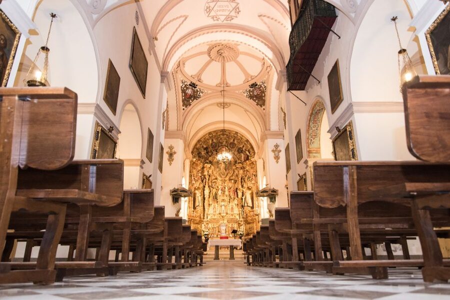 Granada: Sacromonte Abbey Entry Ticket with Audio Guide - Planning around the opening hours