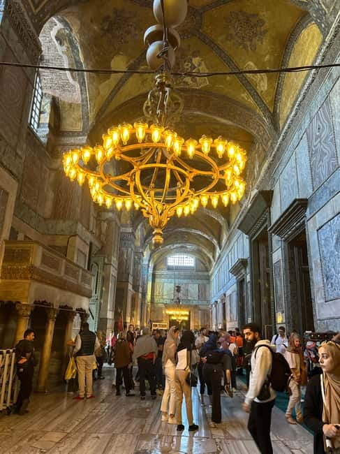 Hagia Sophia Skip-the-Line Ticket & Blue Mosque Audio Guide - Finding the ticket and handling the practical details