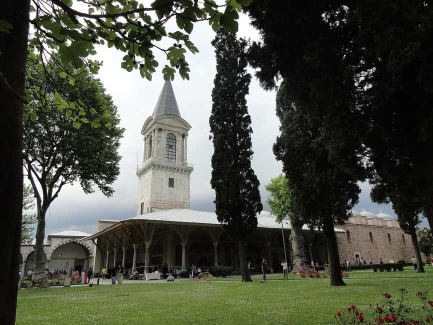 Hagia Sophia & Topkapi Palace Combo Tickets with Audio Guide - Inside Topkapi Palace and the Harem