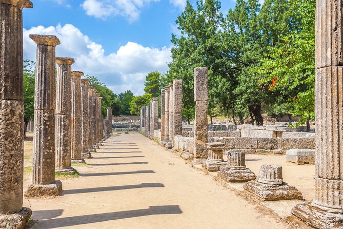 Half-Day Ancient Olympia VR Audio Tour from Katakolo Cruise Port - Walking through the archaeological site