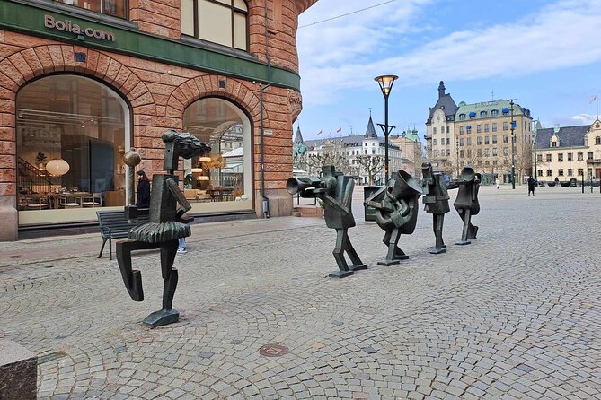 Half Day Self-Guided Audio Walking Tour in Cosmopolitan Malmö - Old windmills, modern towers, and useful visual cues