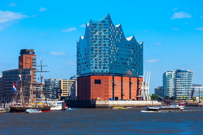 Hamburg Scavenger Hunt and Highlights Self Guided Audio Tour - How the puzzles and audio guide work
