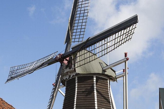 Hattem's Windmills, Bakeries and Ghosts: A Self-Guided Audio Tour - Spending time at the Dutch Bakery Museum
