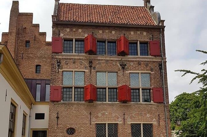Hattem's Windmills, Bakeries and Ghosts: A Self-Guided Audio Tour - Finding a Vermeer-like house
