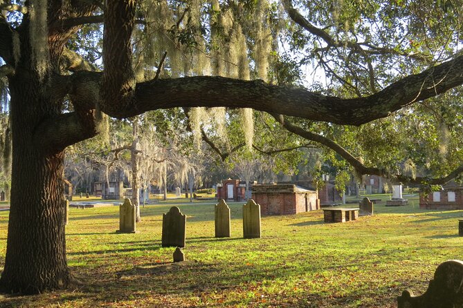 Haunted Savannah Self-Guided Walking Audio Tour - The riverfront: shops, alarms, and unexplained activity