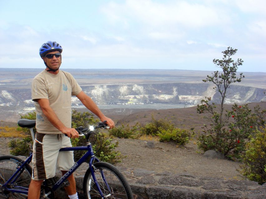 Hawaii: Volcanoes National Park E-Bike Rental and GPS Audio - A possible lunch stop at Volcano House