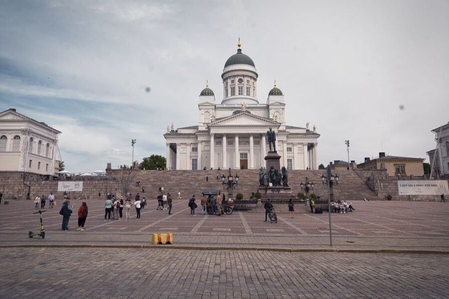 Helsinki: Bus Tour with Audio Guide - The Löyly photo stop and the southern waterfront