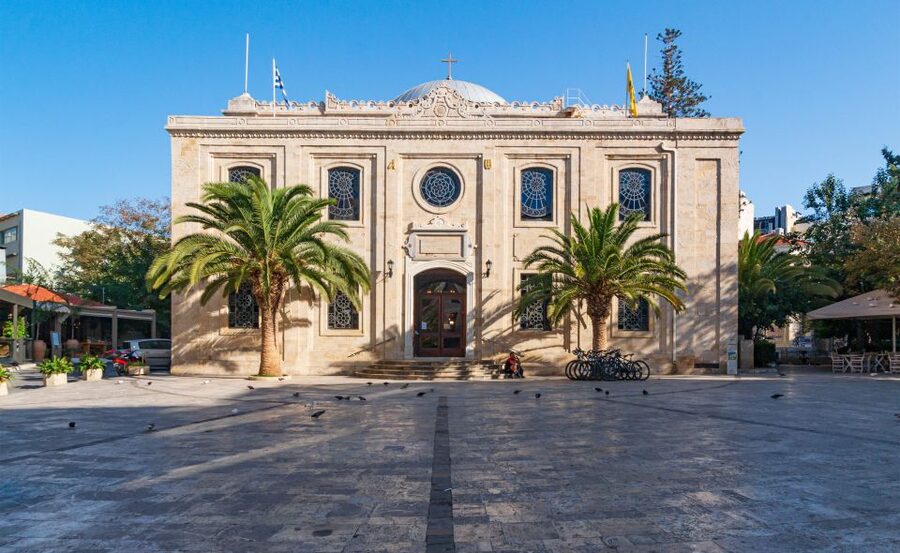Heraklion: Mobile Self-Guided Audio Sightseeing Tour - Key points at a glance