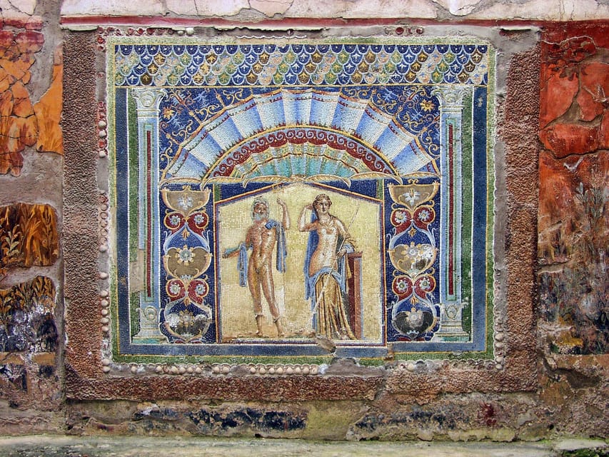 Herculaneum and Pompeii in one day: Audioguides + Tkts (art) - Herculaneum: a shorter site with closer details